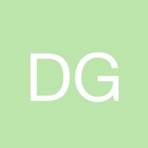 Meet your Posher, Daniela